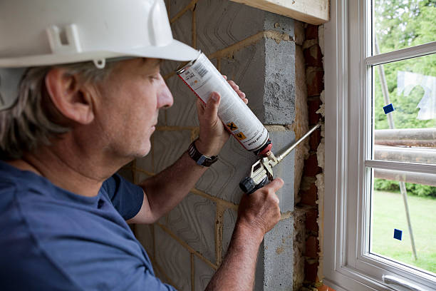 Best Insulation Maintenance and Repair in Clinton, IA
